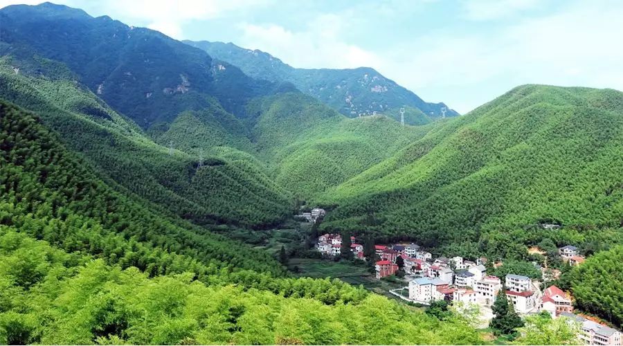 【4天五一小長(zhǎng)假攻略】-西尼機(jī)電預(yù)祝各位“五一勞動(dòng)節(jié)”快樂(lè)！