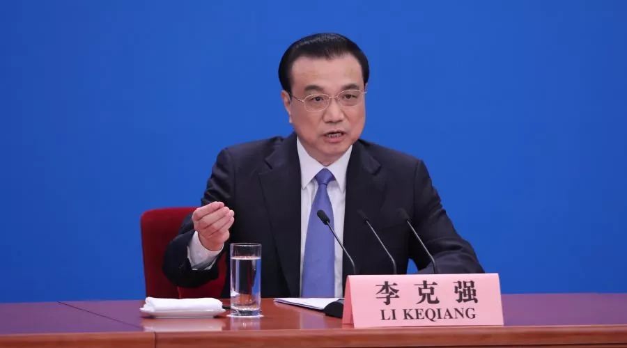 國務院常務會議部署推進城鎮(zhèn)老舊小區(qū)改造，有條件的可加裝電梯！